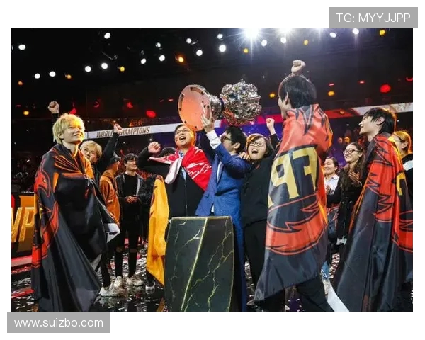 全球总决赛特别报道:FPX从逆境中崛起的奋斗历程与荣耀时刻 全球总决赛特别报道:FPX从逆境中崛起的奋斗历程与荣耀时刻