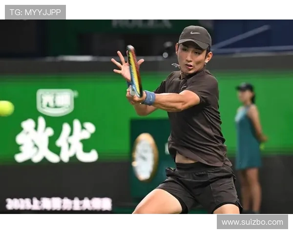 赛后分析：上海网球队与武汉网球队在比赛中的战术灵活性对比