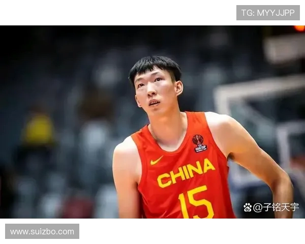 周琦在篮球赛场的崛起与挑战：从青涩少年到国家队核心的奋斗历程