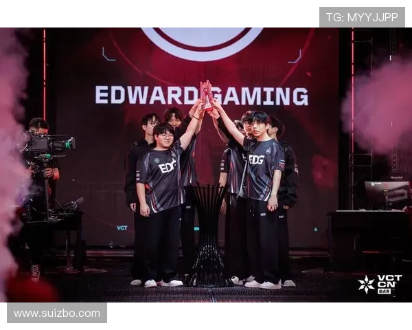 EDG在世界大师赛中的灵活战术分析与表现评估 EDG在世界大师赛中的灵活战术分析与表现评估